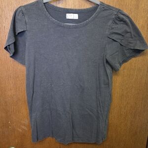 🟡 Maurices XS Grey Short Sleeve